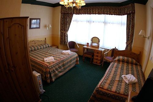 Inn The Bay
